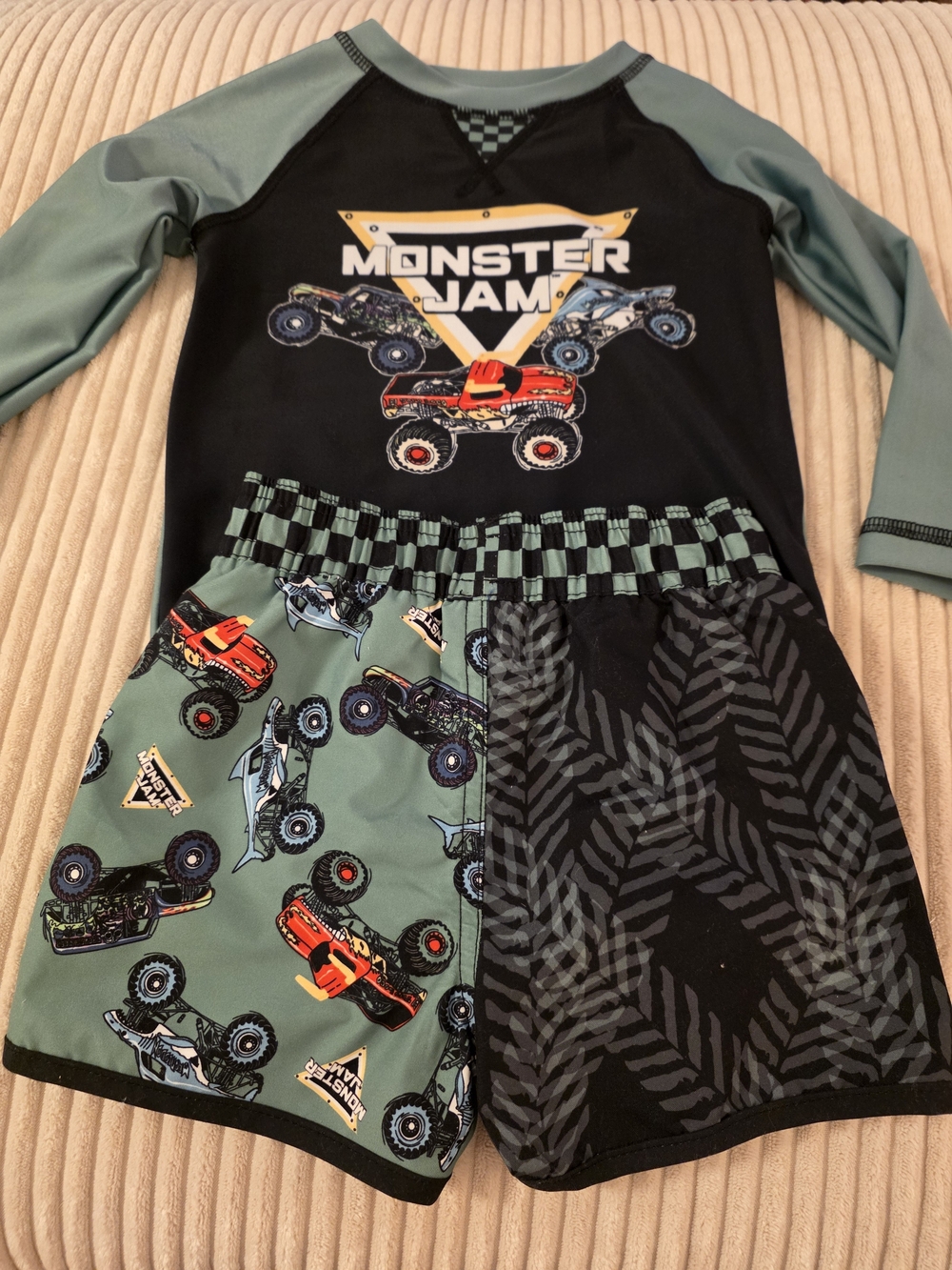 Monster Jam Kids Black & Sage Green Rash Guard Swim Set